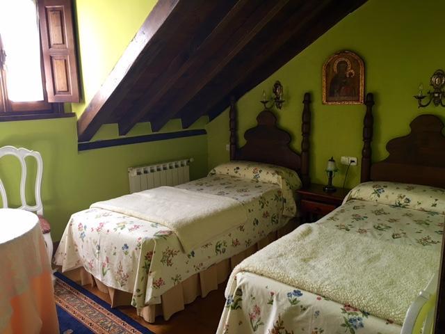 Posada La Casona De Ucieda エクステリア 写真
